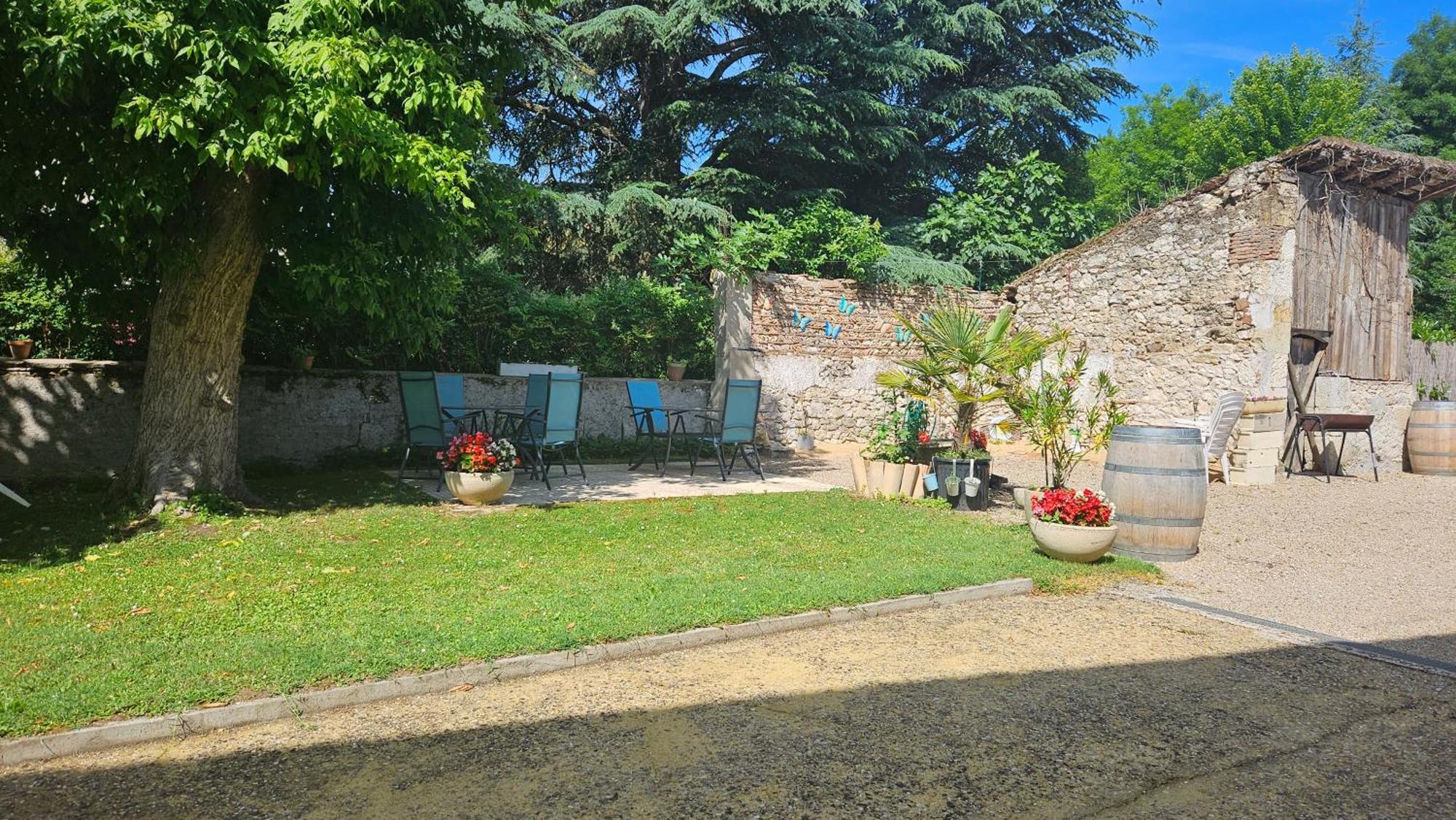 Chambres Et Gites Les Deux Chenes Pres De Bergerac Le Fleix 외부 사진